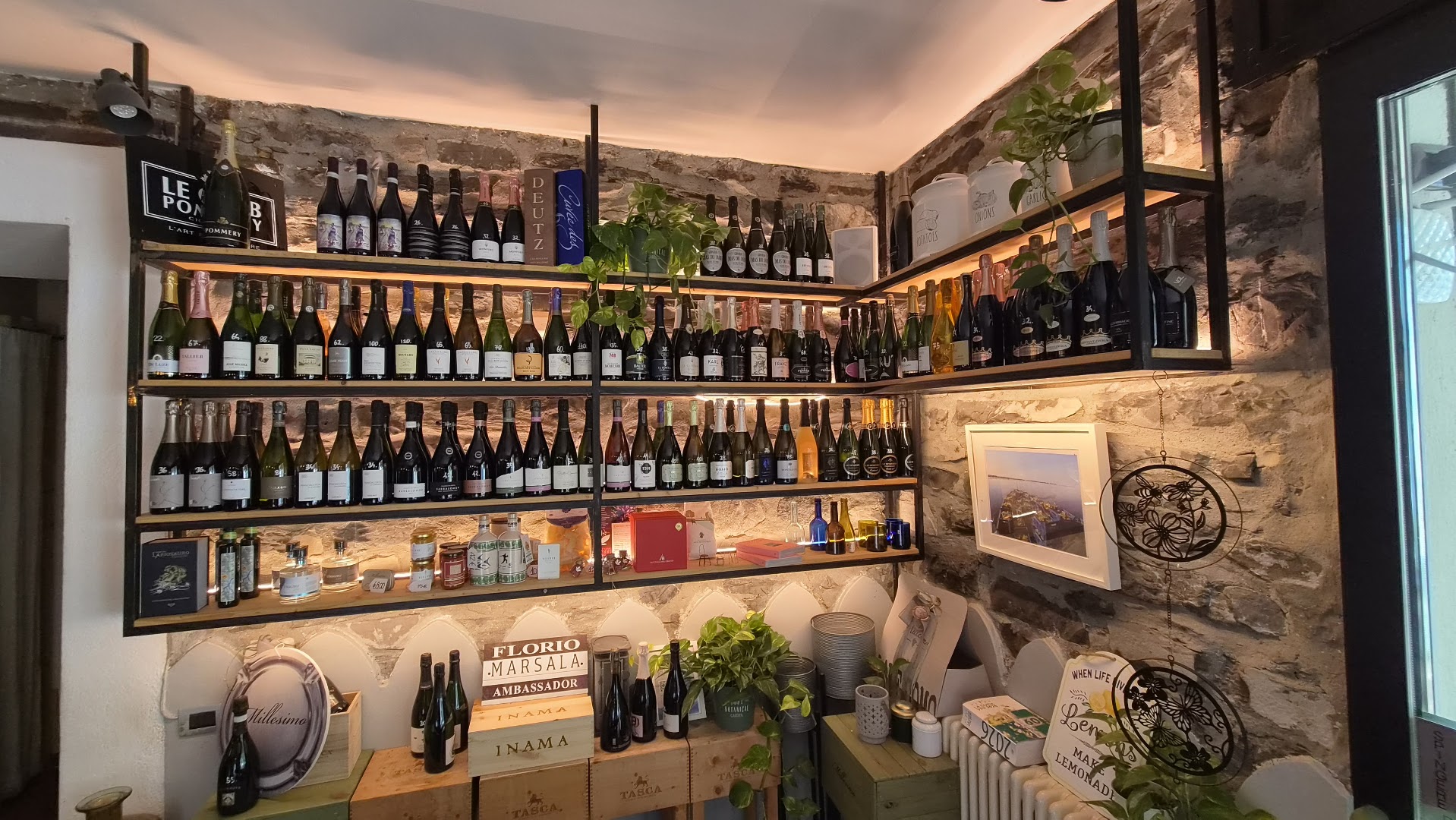 Enoteca Millesimo Lake Como