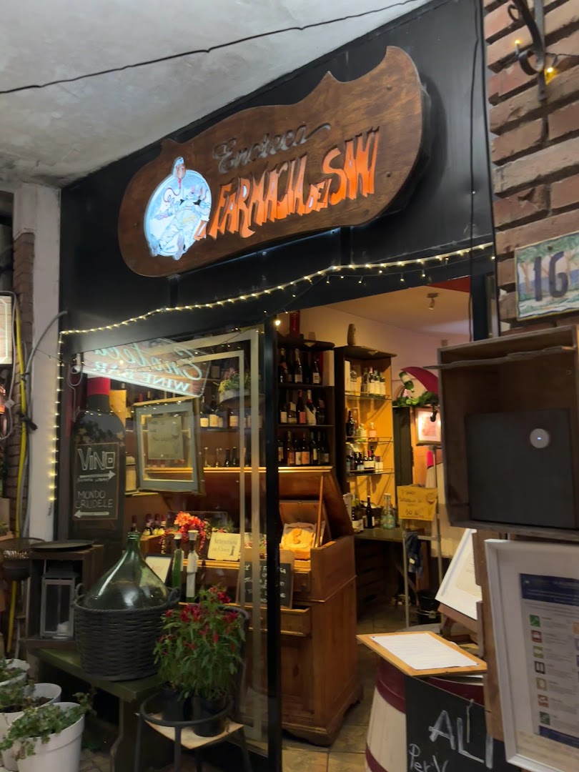 Enoteca Ristorante La Farmacia Dei Sani