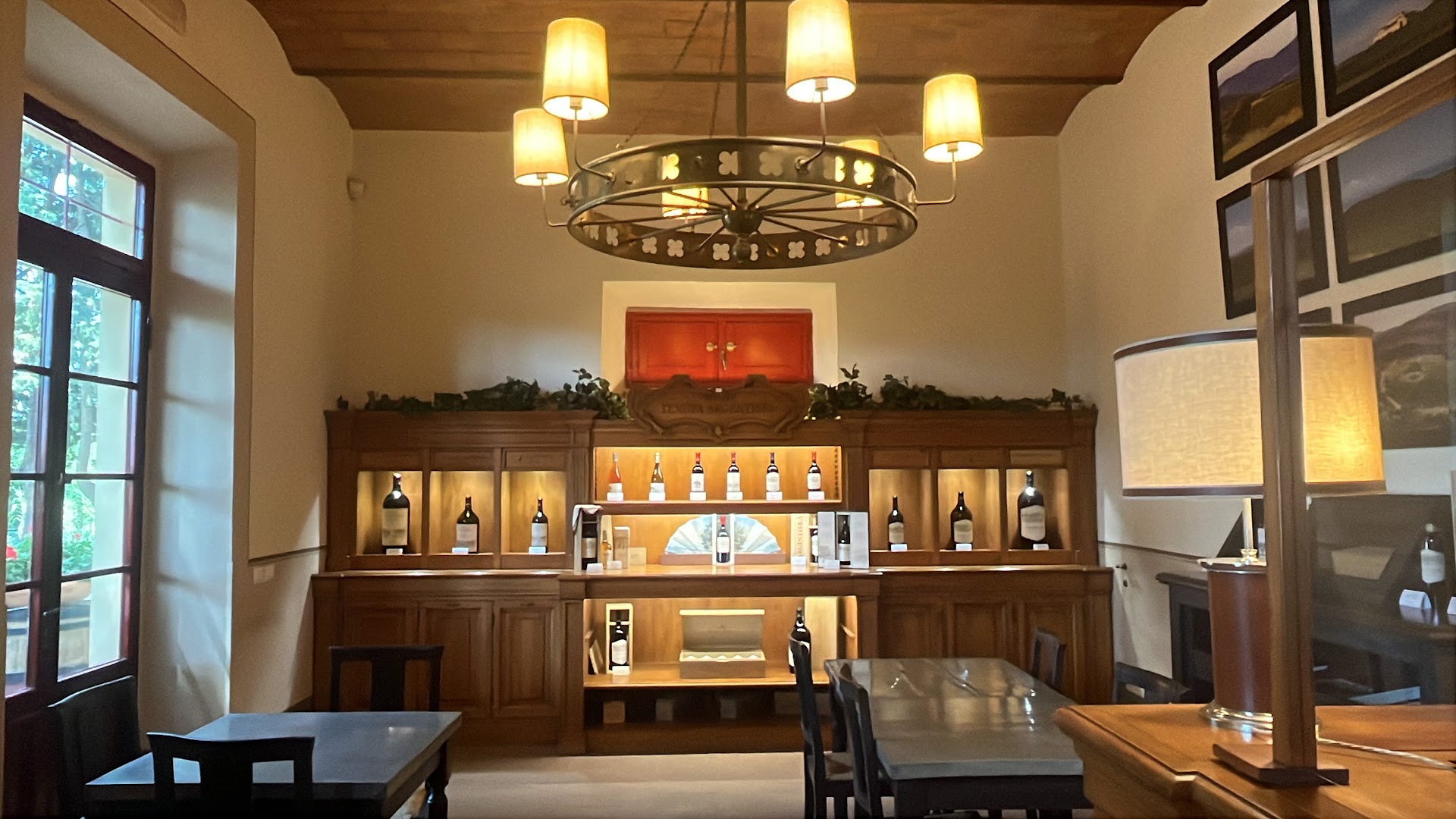 Enoteca Tenuta Argentiera