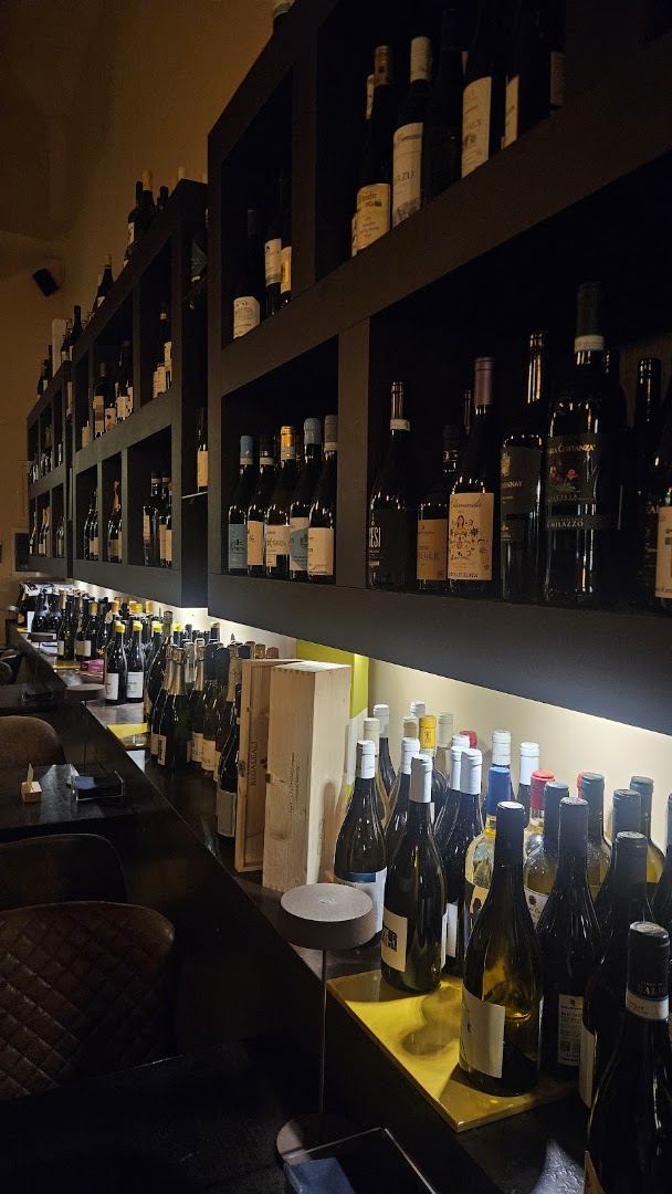 Enoteca Versi di Rosso