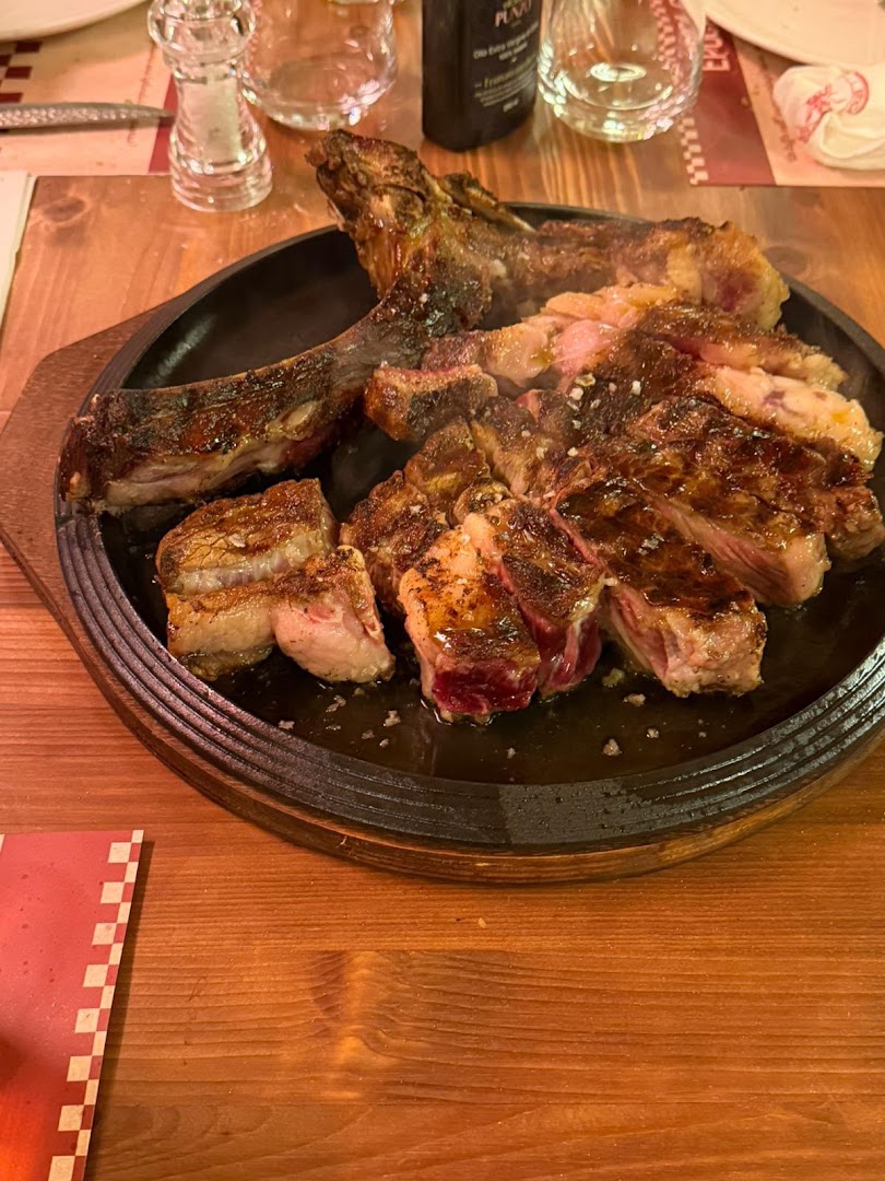 Epoca Grill & Pizza