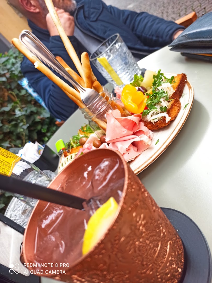 ERALORA bar