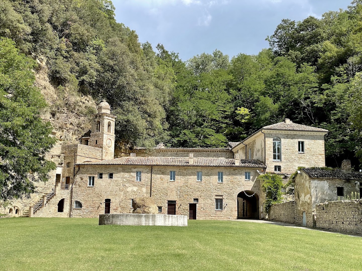 Eremo dei Frati Bianchi