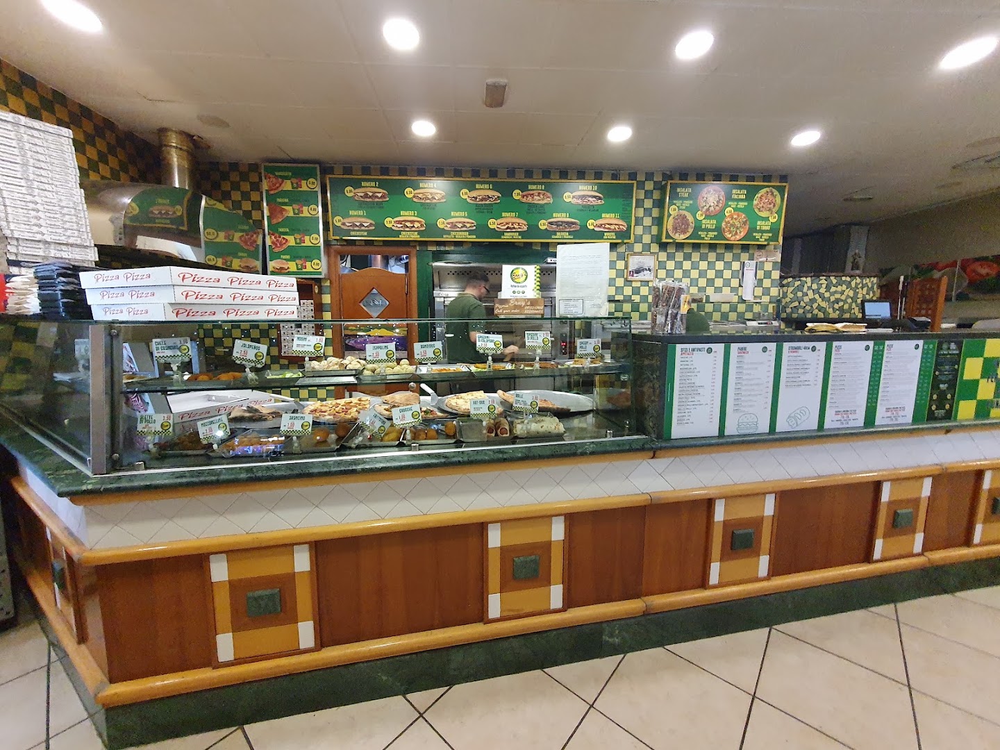Erny's Pizza