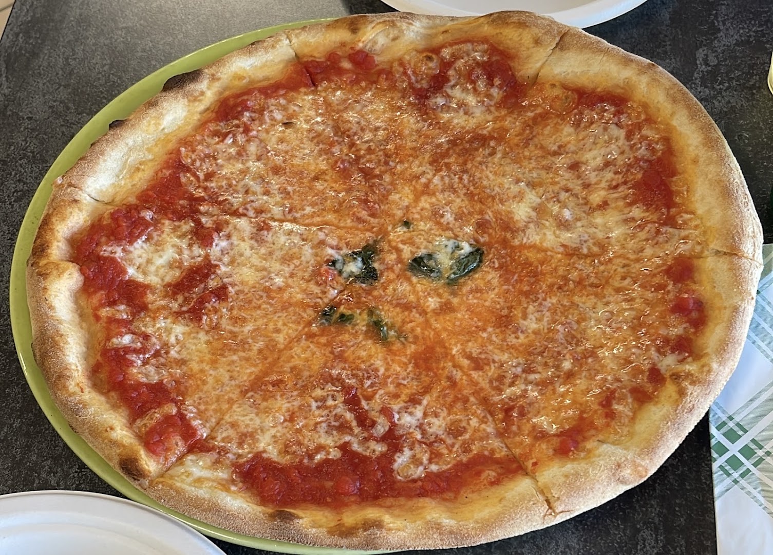 Erny's Pizza