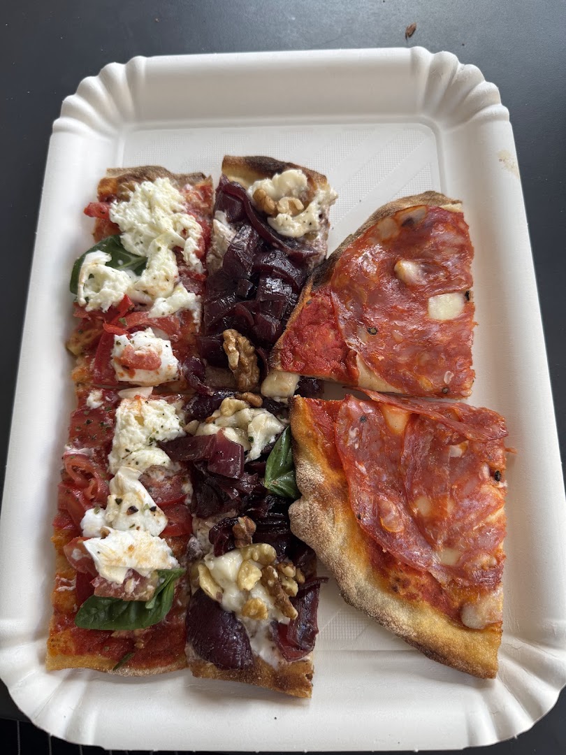Eroi Della Pizza, Roma