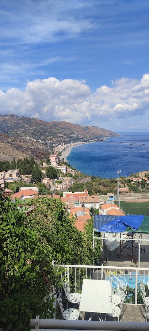 Escursioni in barca a Taormina Giardini Naxos Miridan Tour