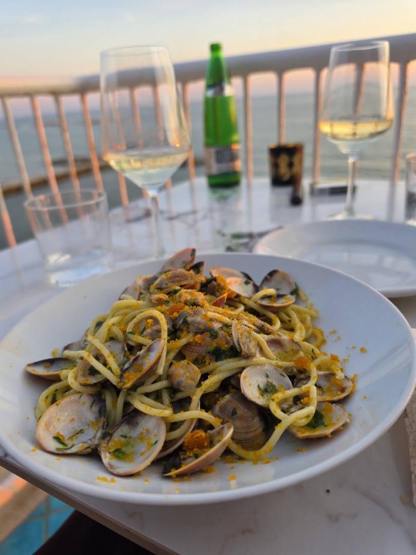 Essenza Restaurant