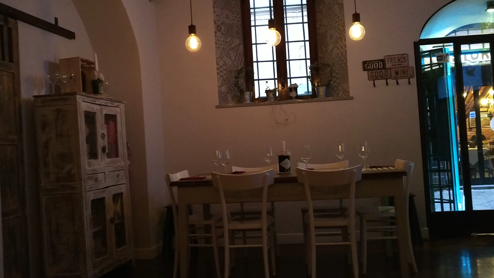 Essenza Wine Bar Trastevere