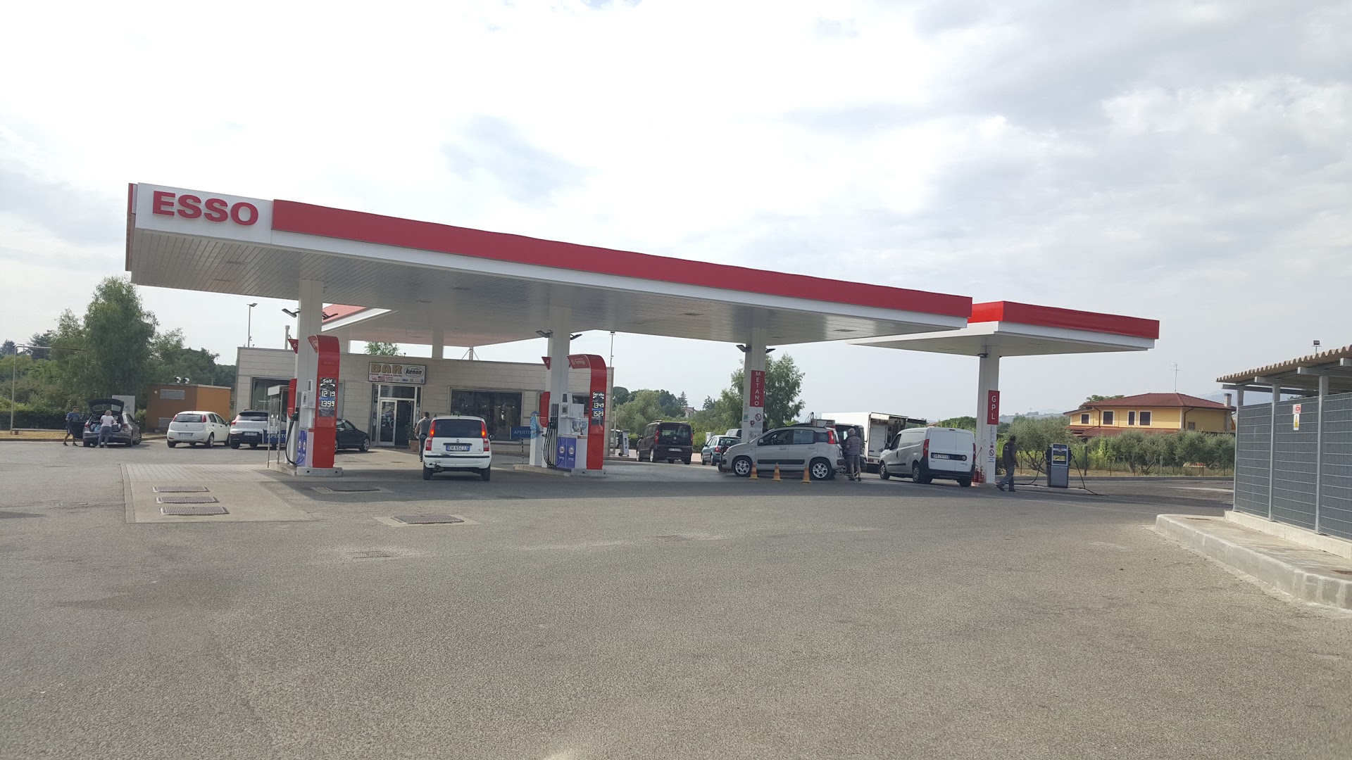 Esso Castrovillari - Metano GPL Lavaggio