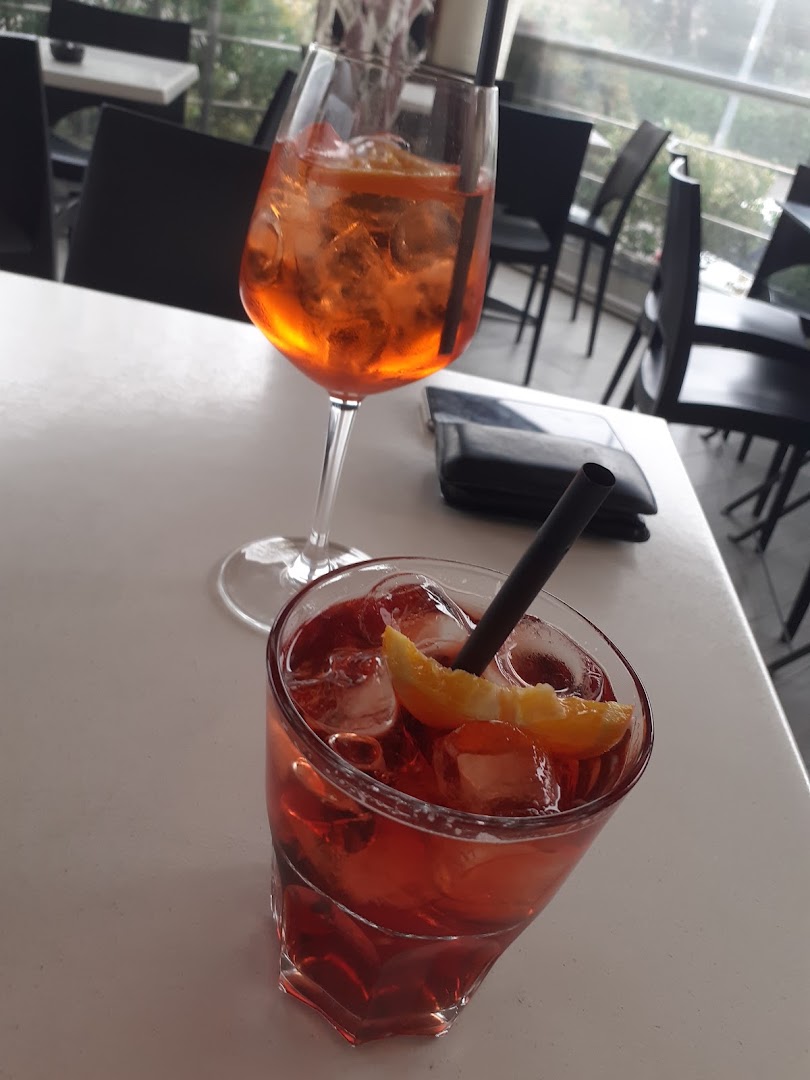 Estrò Caffè