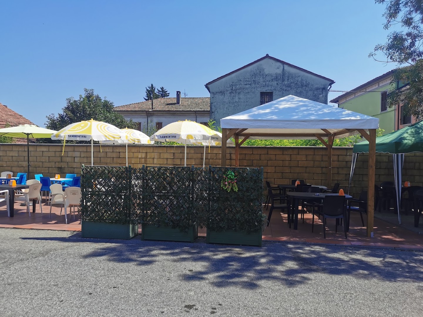 Ethnic Bar BREMBIO