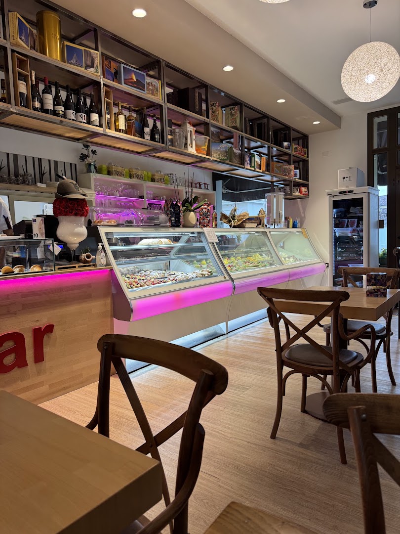 Etna Bar