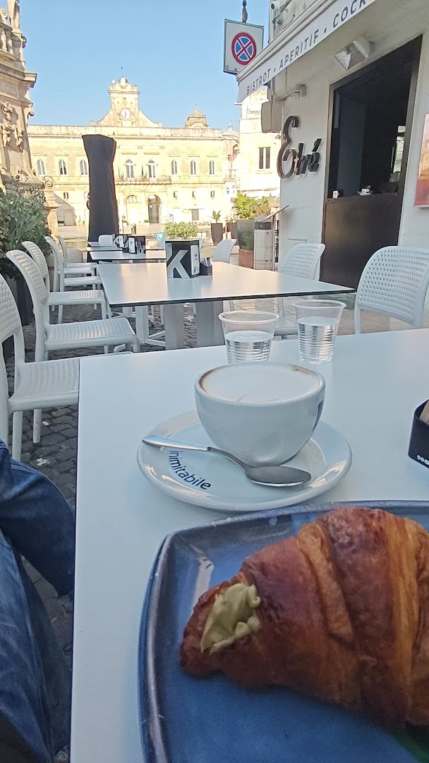 Etrè Food Mood