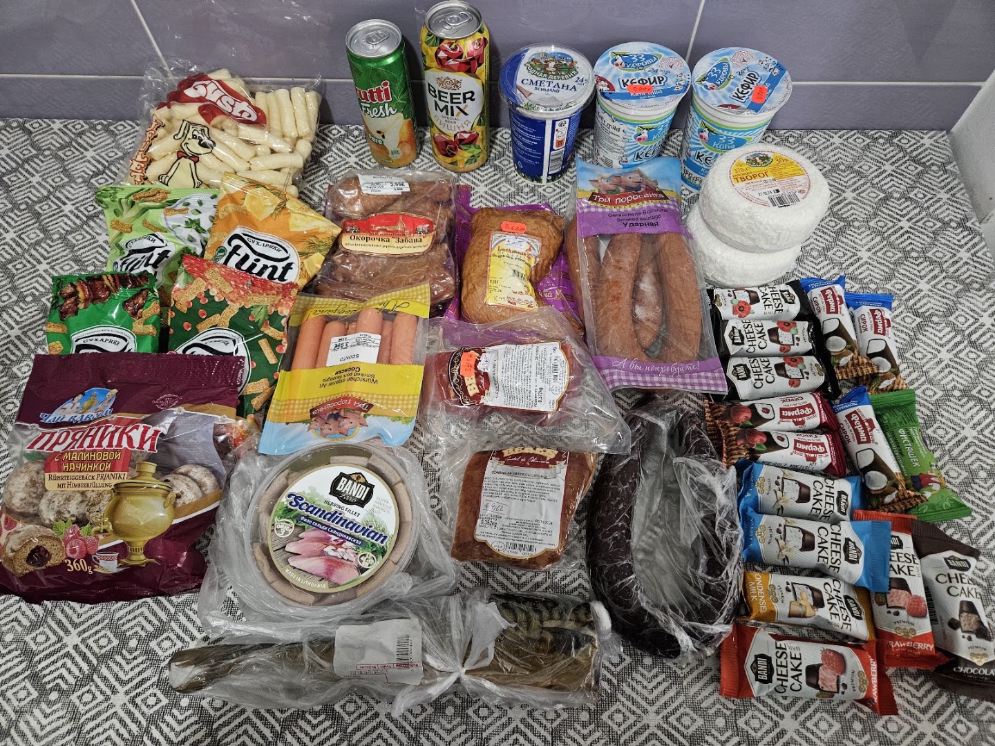 EuroMix . Caviale e vodka, souvenir ecc.