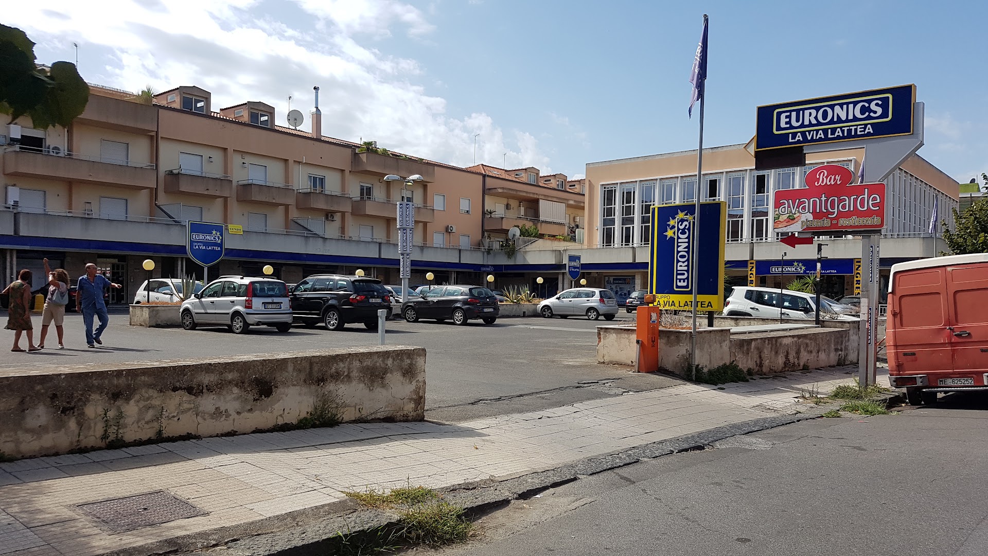 Euronics La Via Lattea - Via Kennedy, Barcellona Pozzo di Gotto