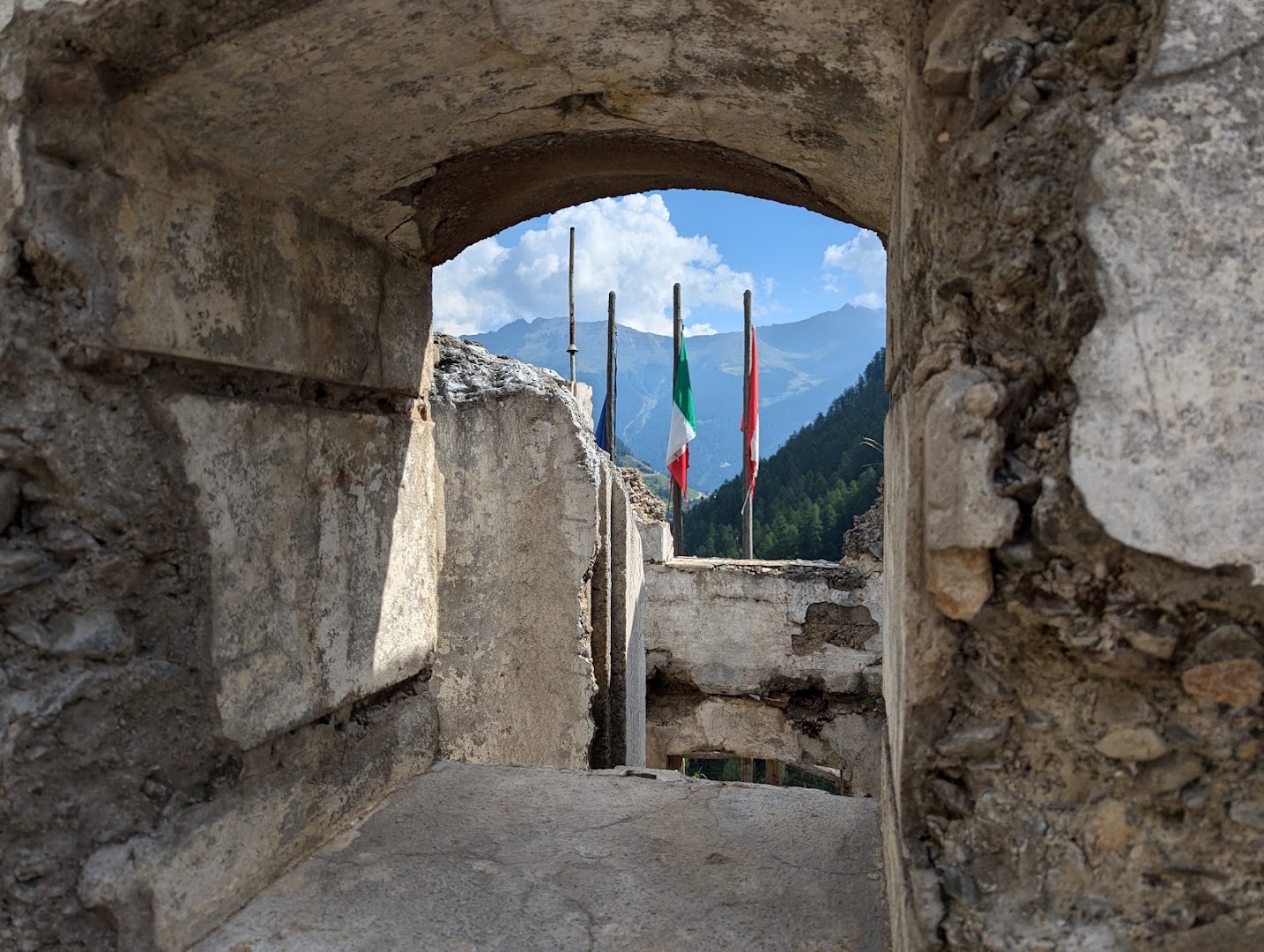 Ex forte "Barba di Fiori" (o "Barbadifior", o "Peio"), Peio