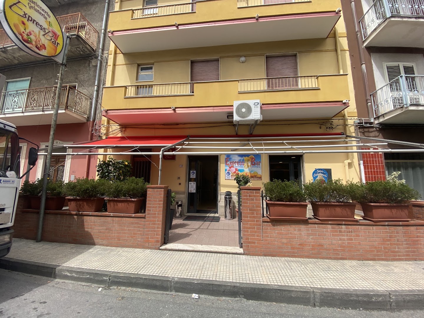 Express Bar - Pasticceria Gelateria
