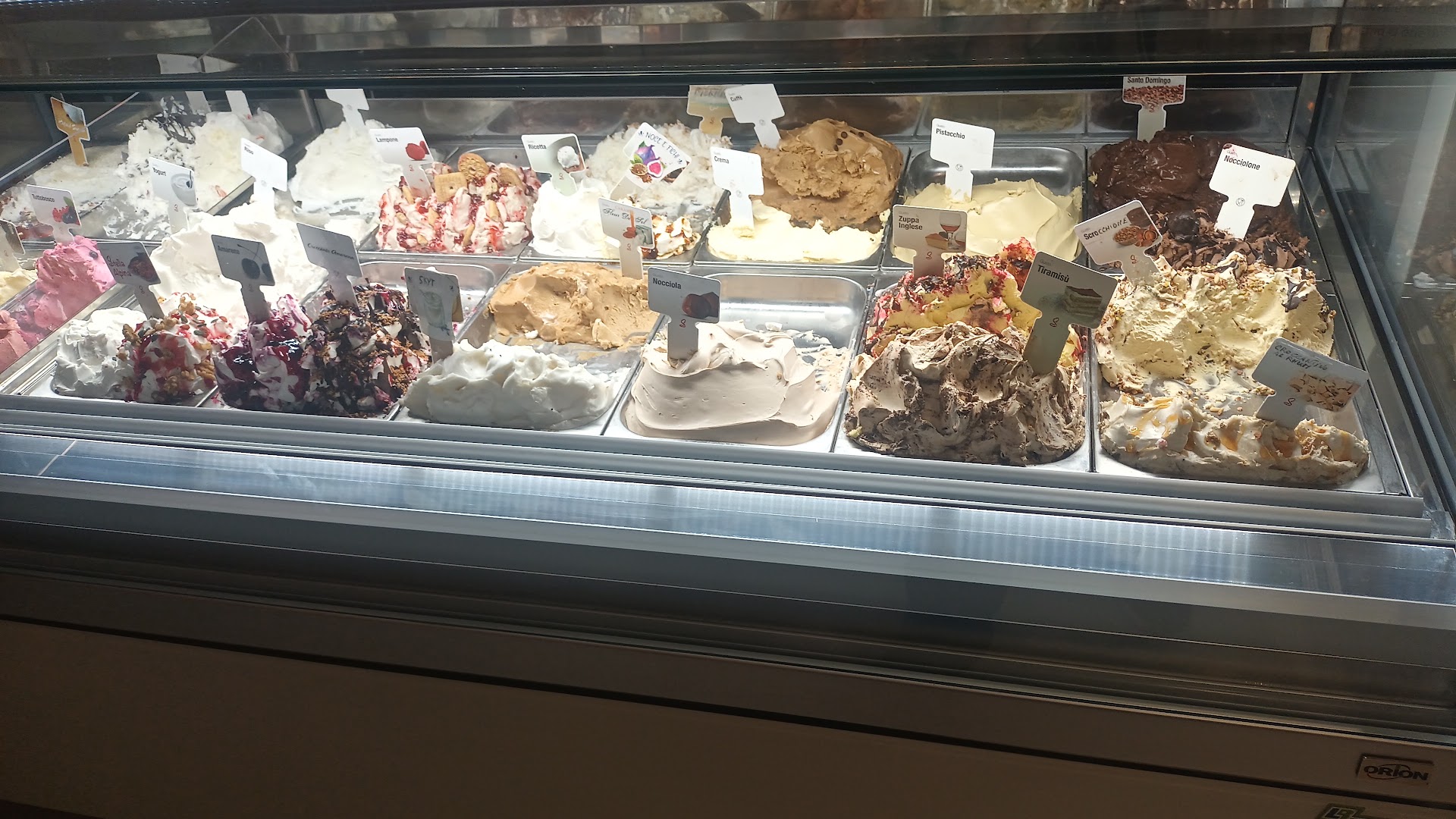 F.c.Caffe