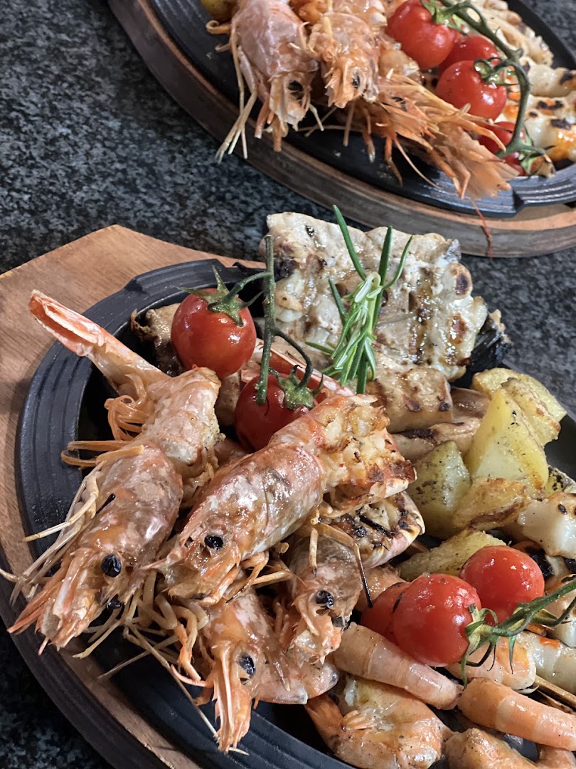 Fabbrica del Gusto | Restaurant & Grill