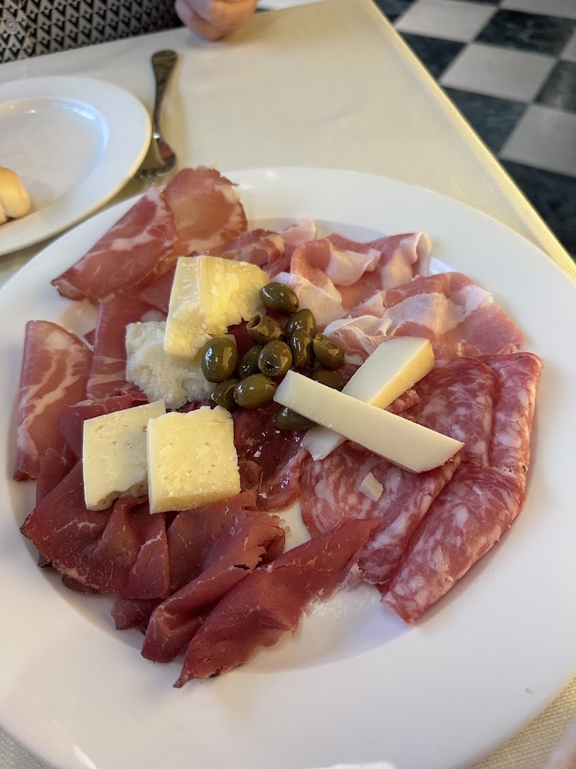 Falciani Ristorante Pizzería