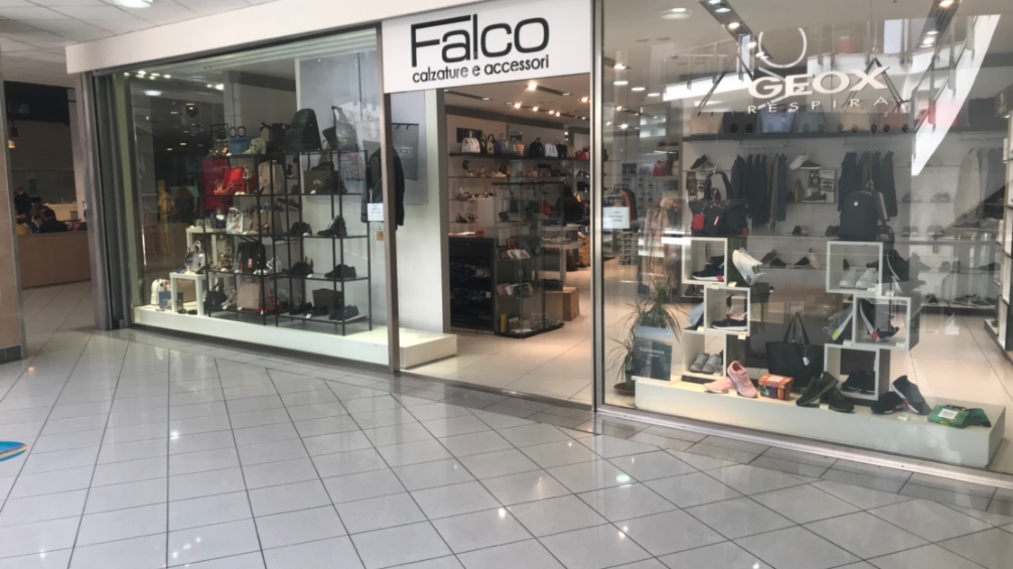 Falco, Teverola