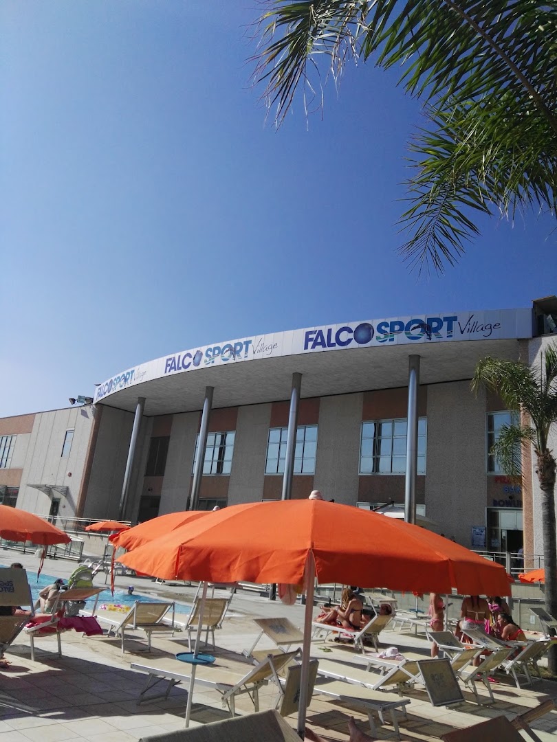 Falco Sport Village