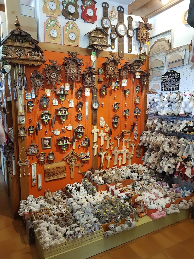 Falzarego Bar Bazar, Cortina d'Ampezzo