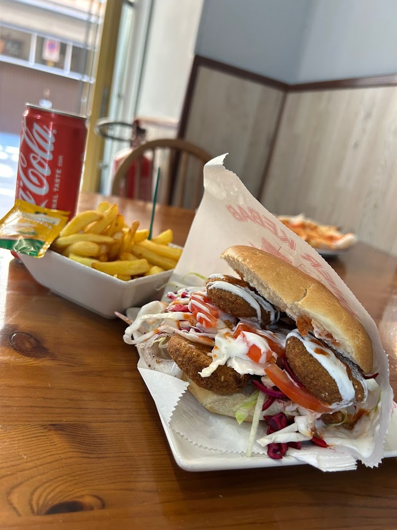 Famiglia Kebab Pizzeria