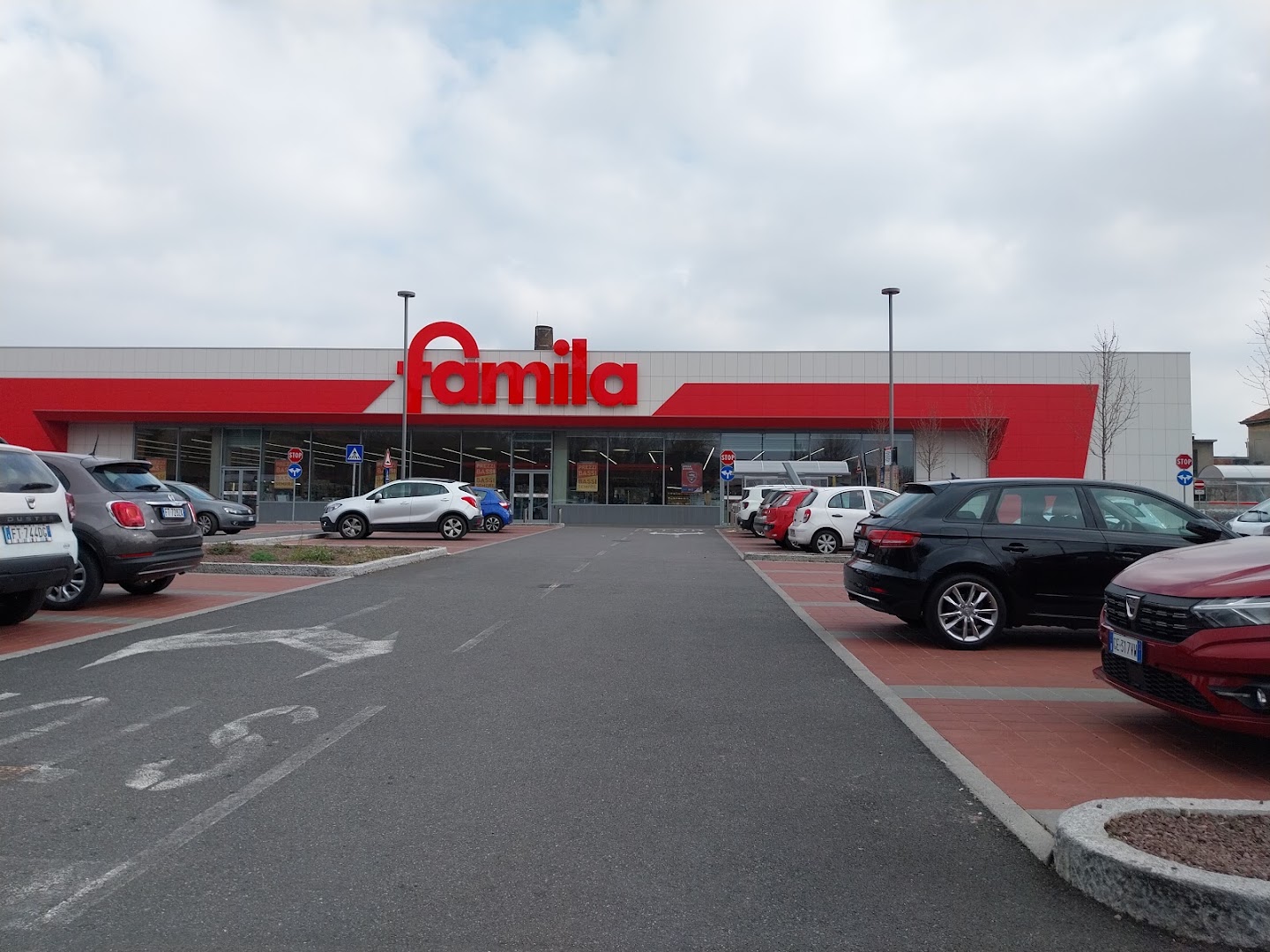 Famila Busto Arsizio