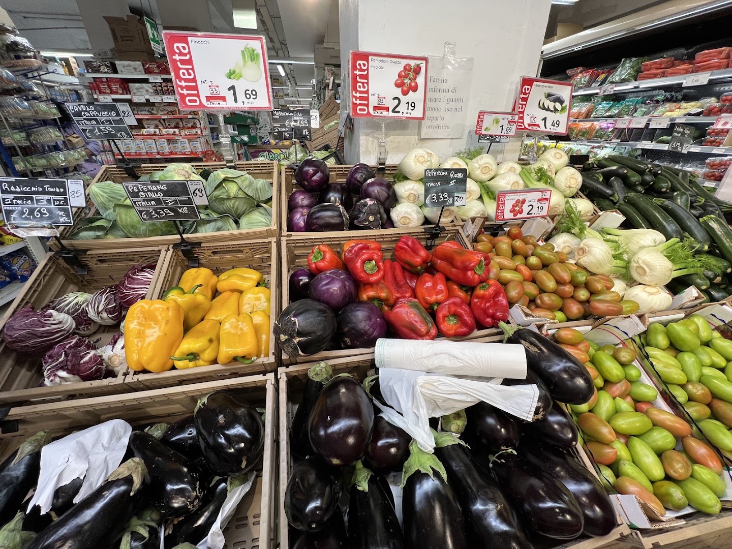 Famila Market