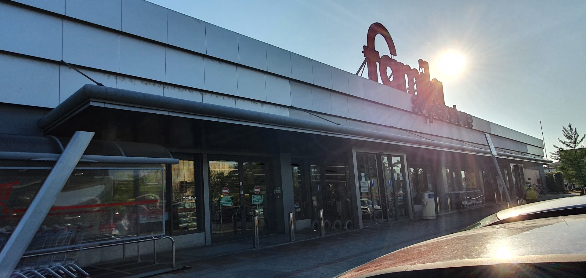 Famila Superstore Crema