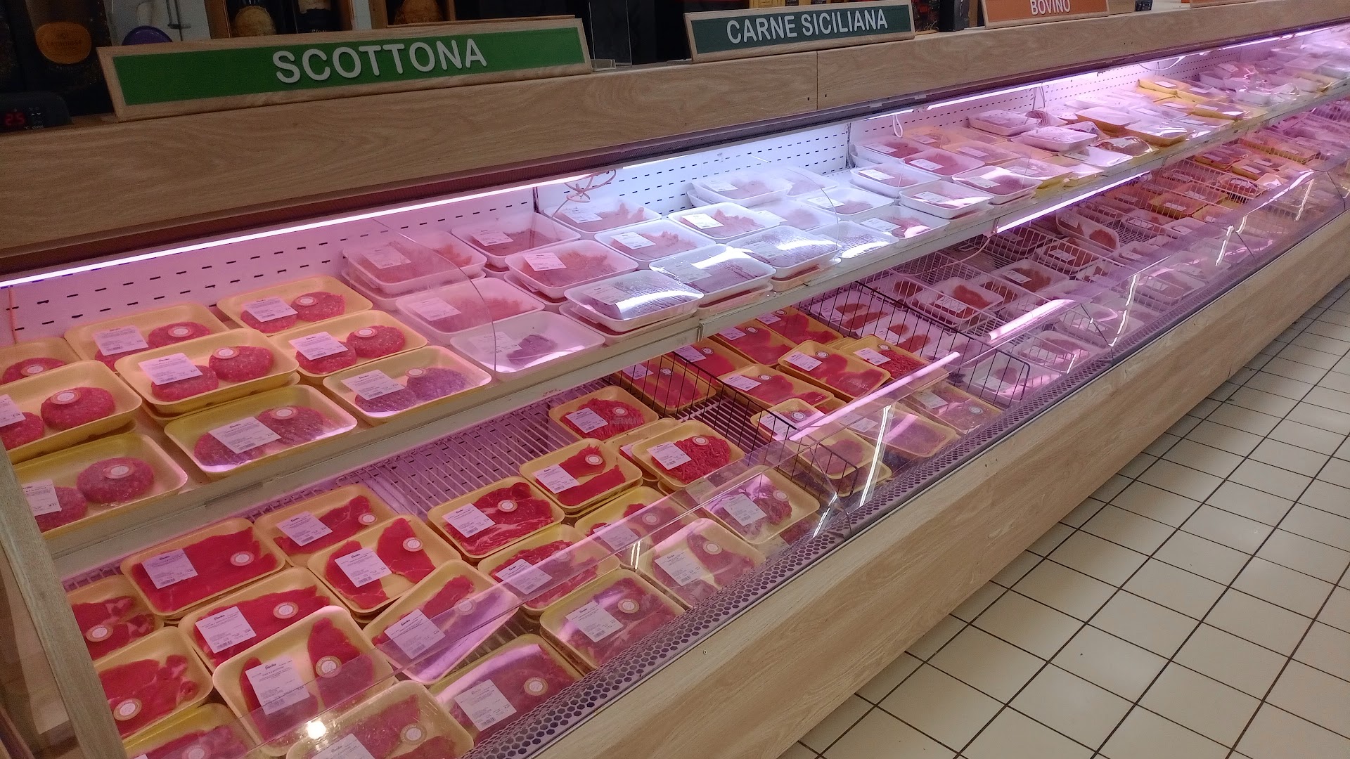 Famila Superstore, Palermo