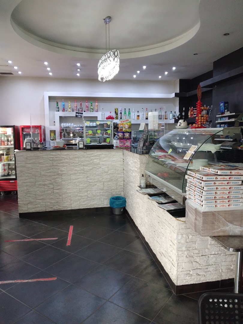 Family Bar & Pizza