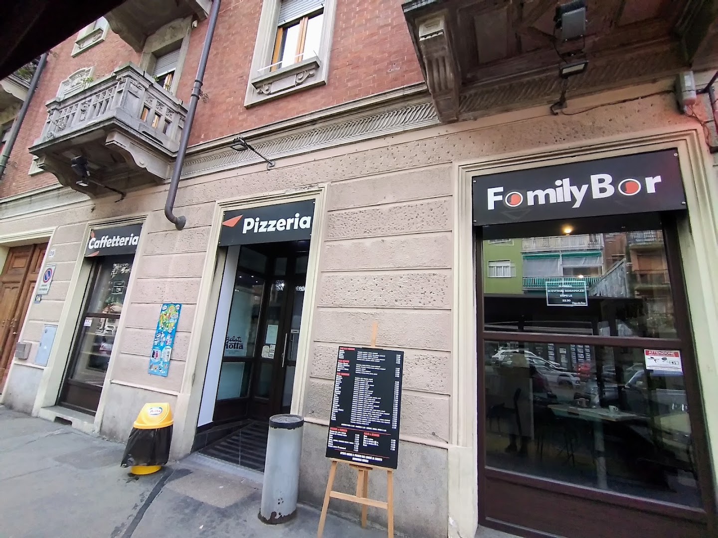 Family Bar & Pizza