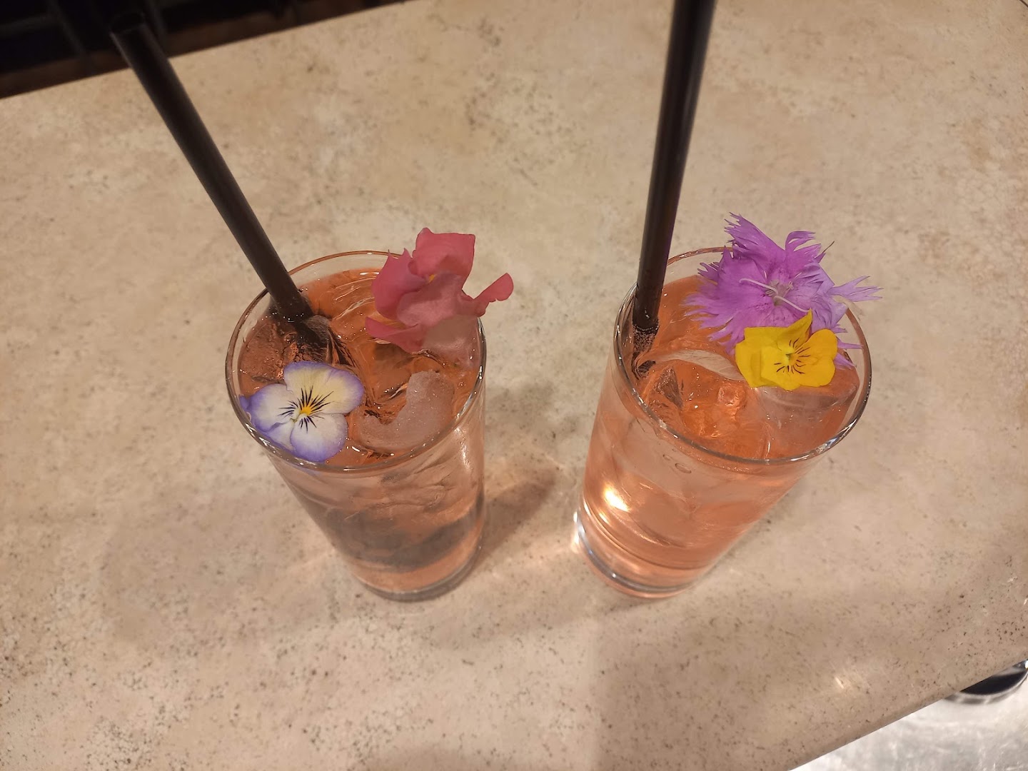 Family Lounge Bar