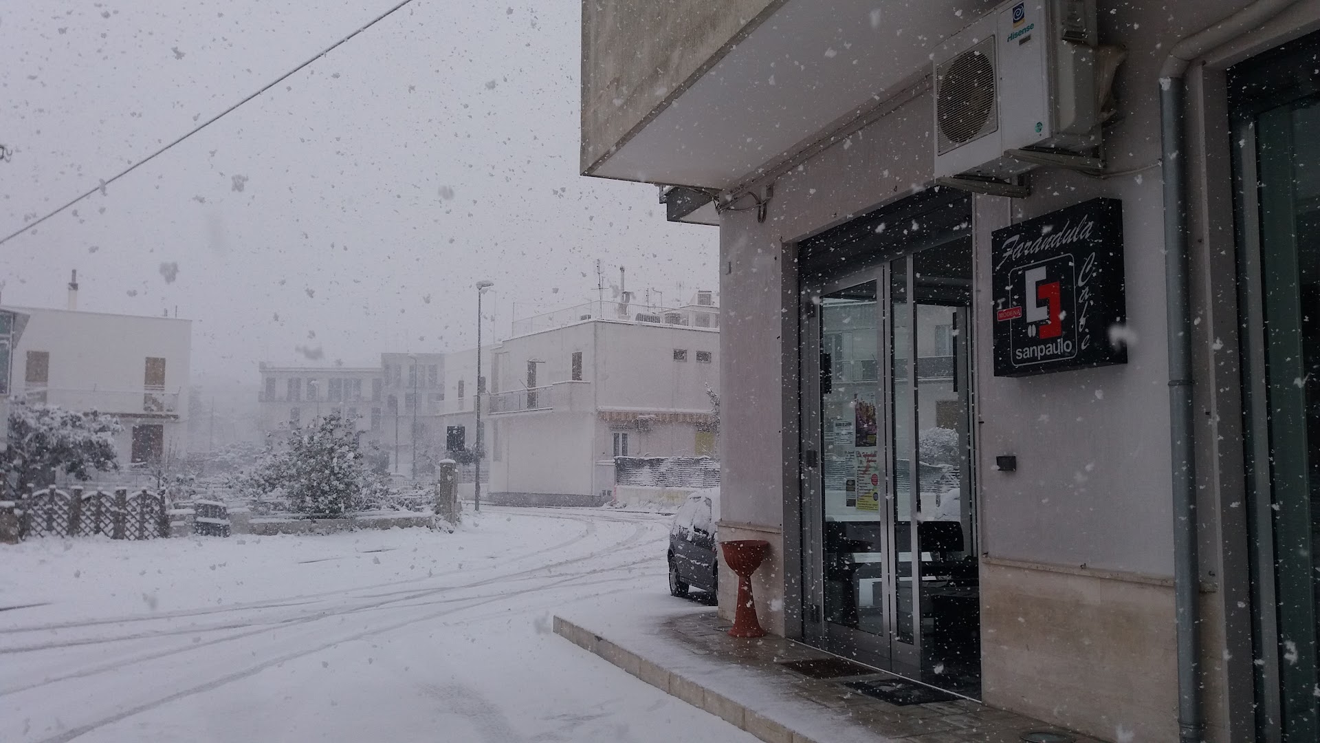 Farandula Esplosiva, Ostuni