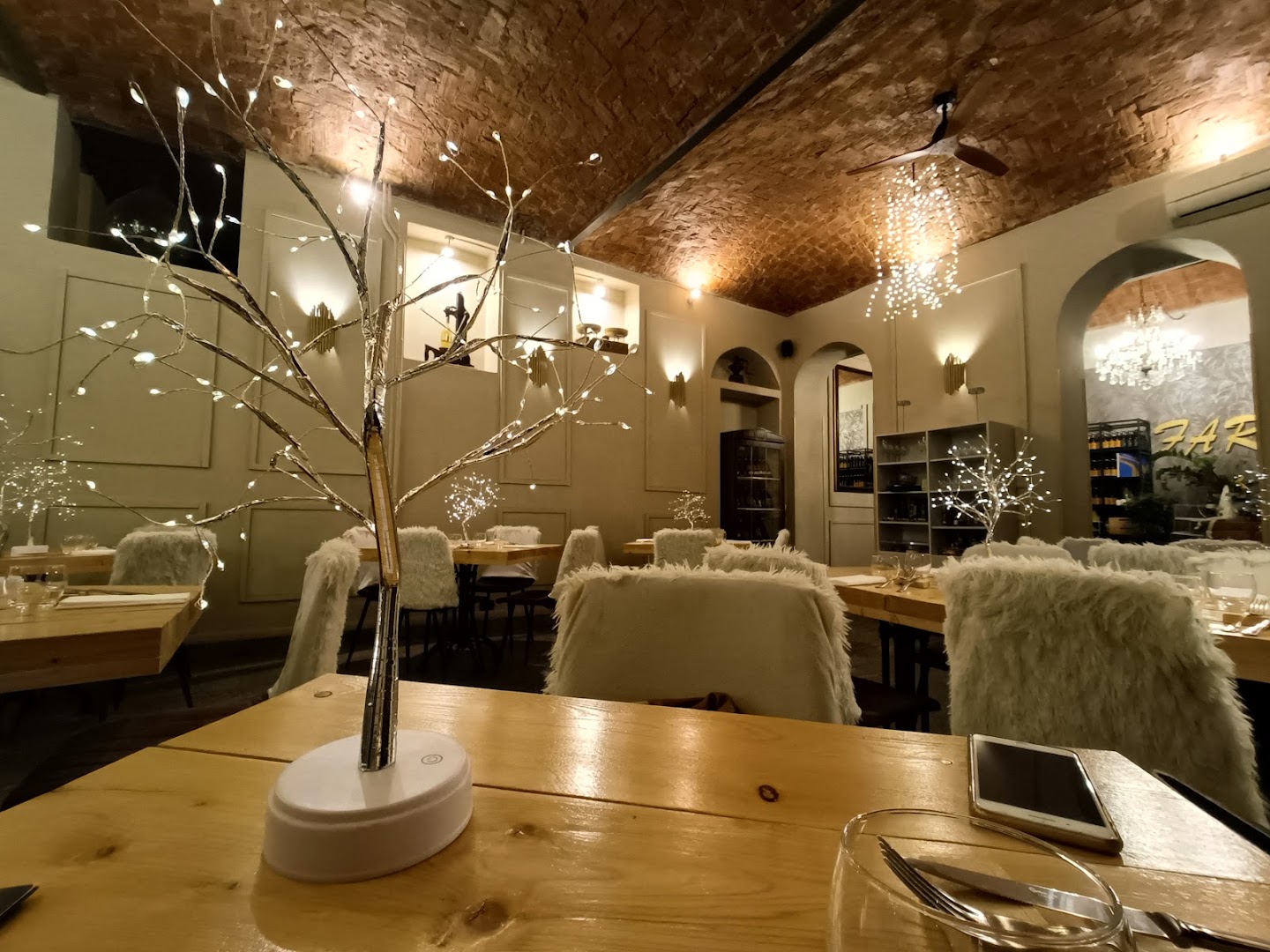 Farinum, Torino