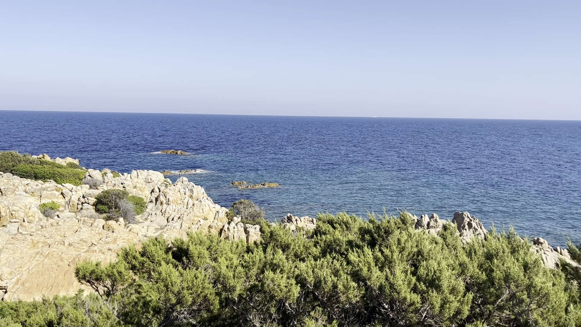 Faro di Capo Comino