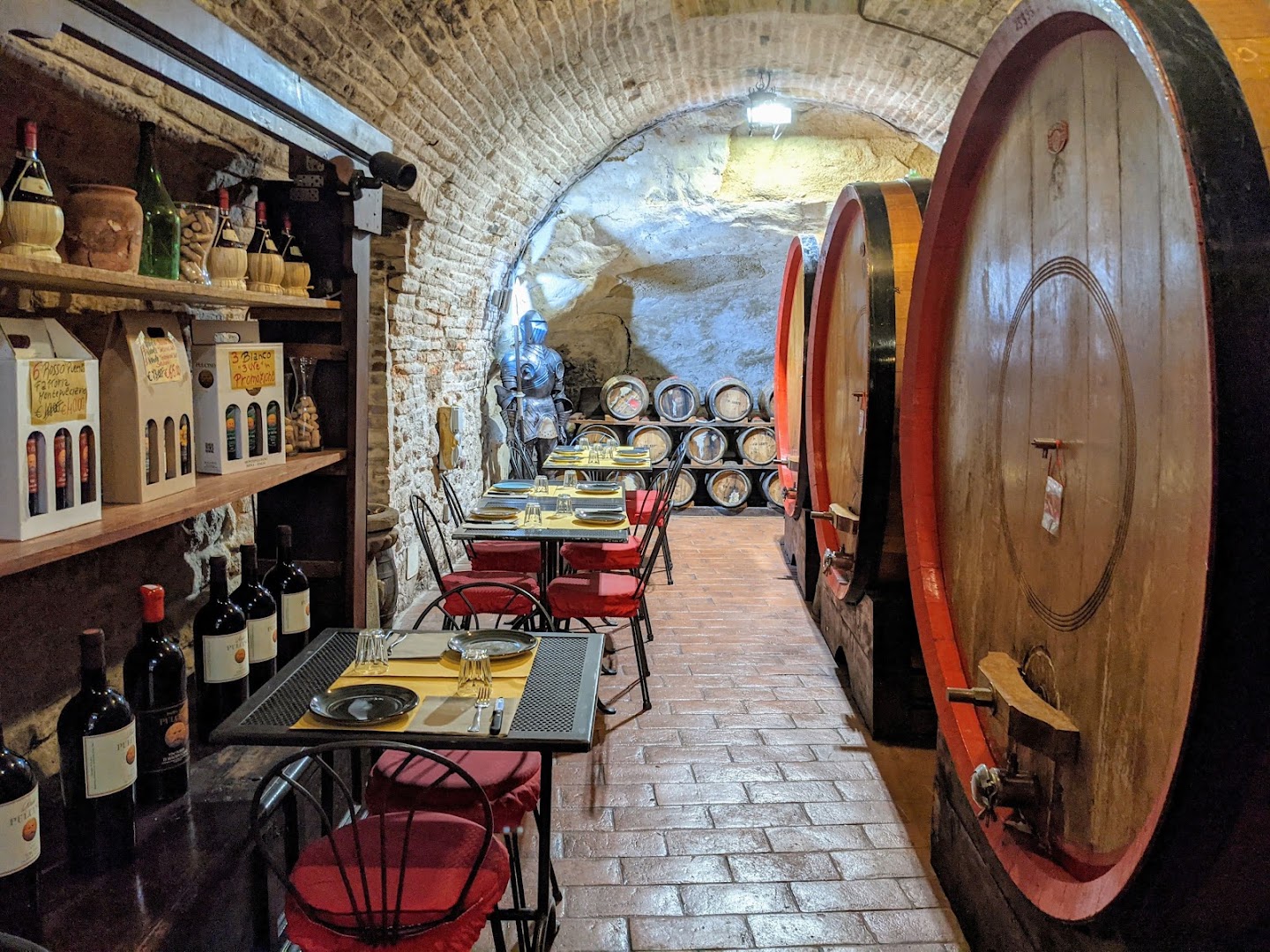 Fattoria Pulcino Cantina