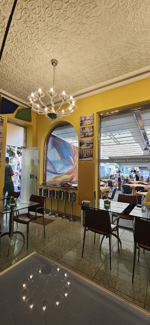 Fauno Bar and Restaurant