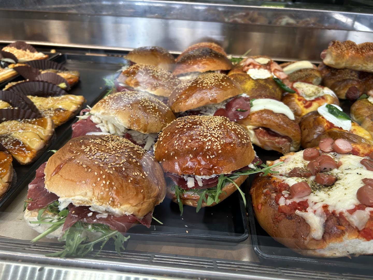 Fava's Bar e Cucina