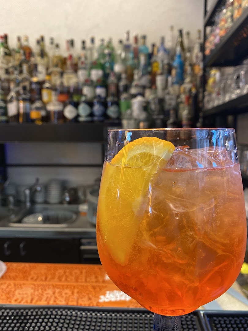 Feffo's Bar