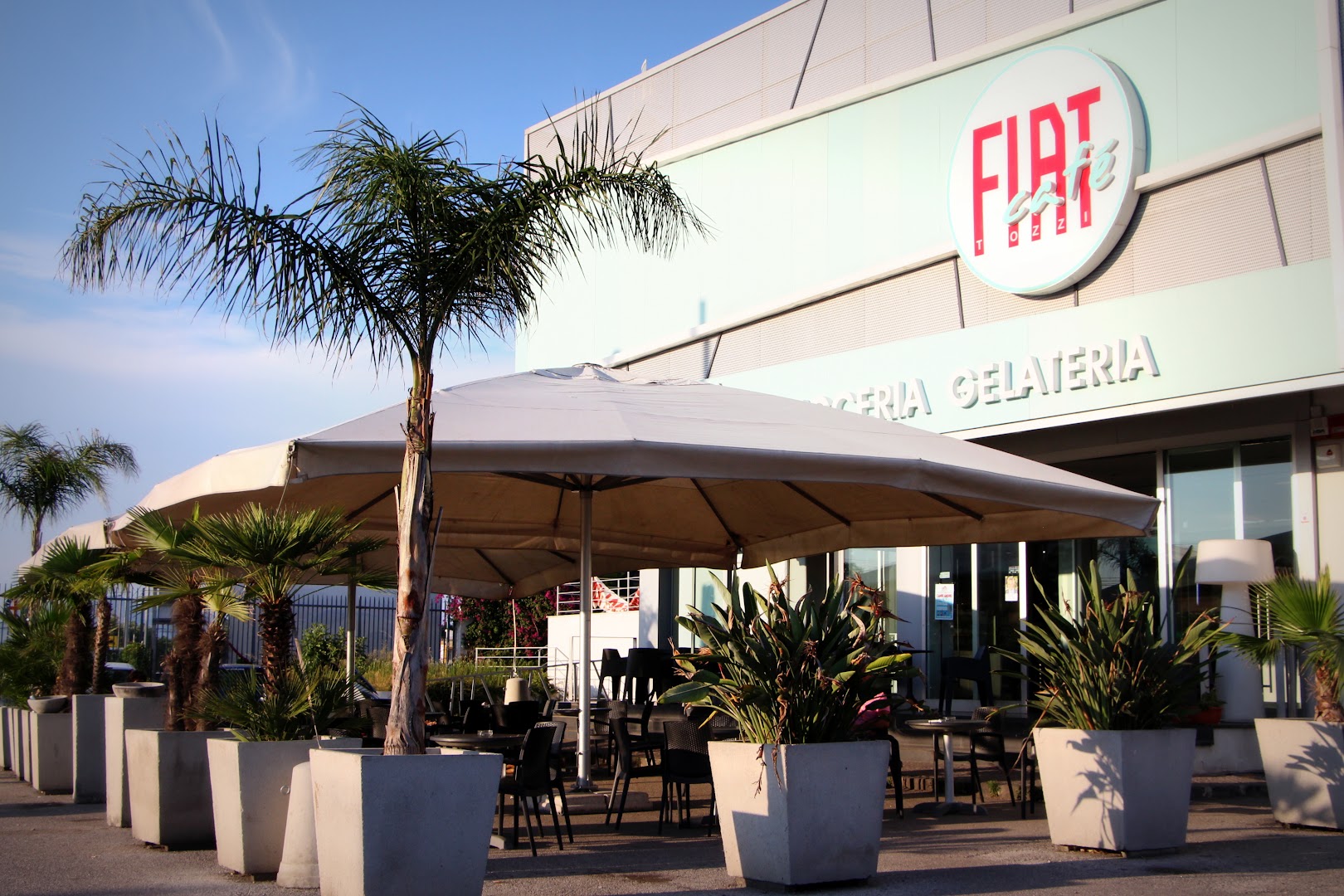 Fiat Cafè