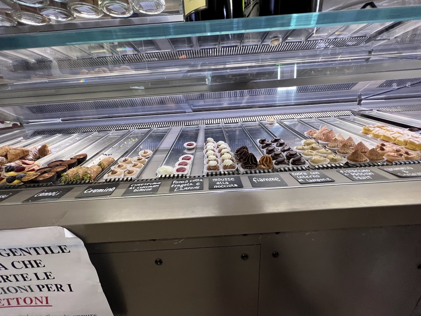 Filippo Fiorini Pasticceria & Caffetteria, Leno