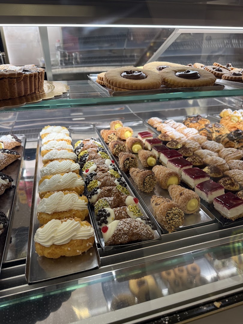 Filly Caffè Pasticceria Gelateria Aperitivi