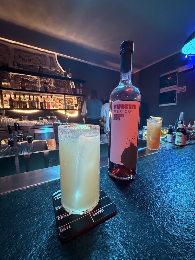 First Call - Hospitality Experience | Cocktail bar