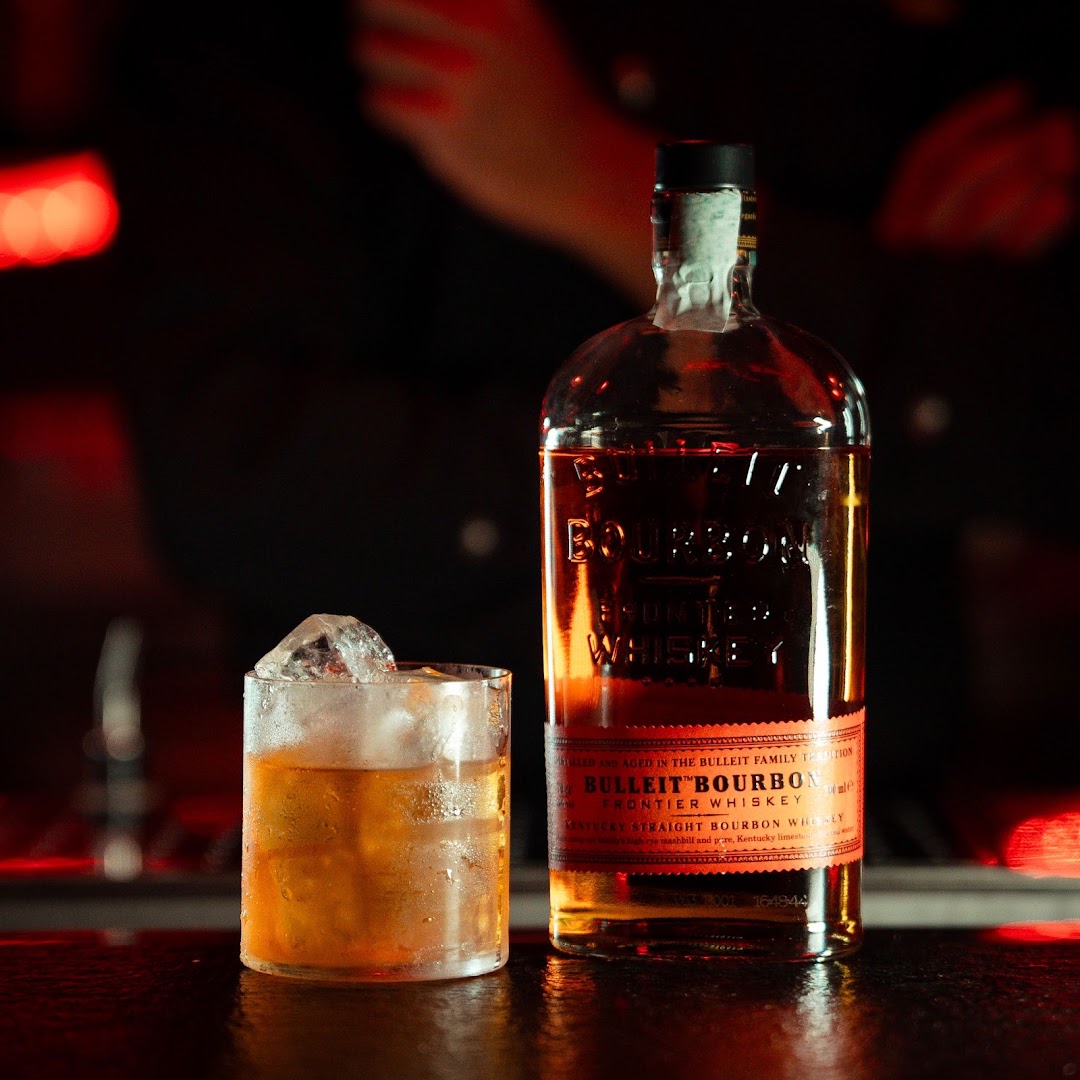 First Call - Hospitality Experience | Cocktail bar