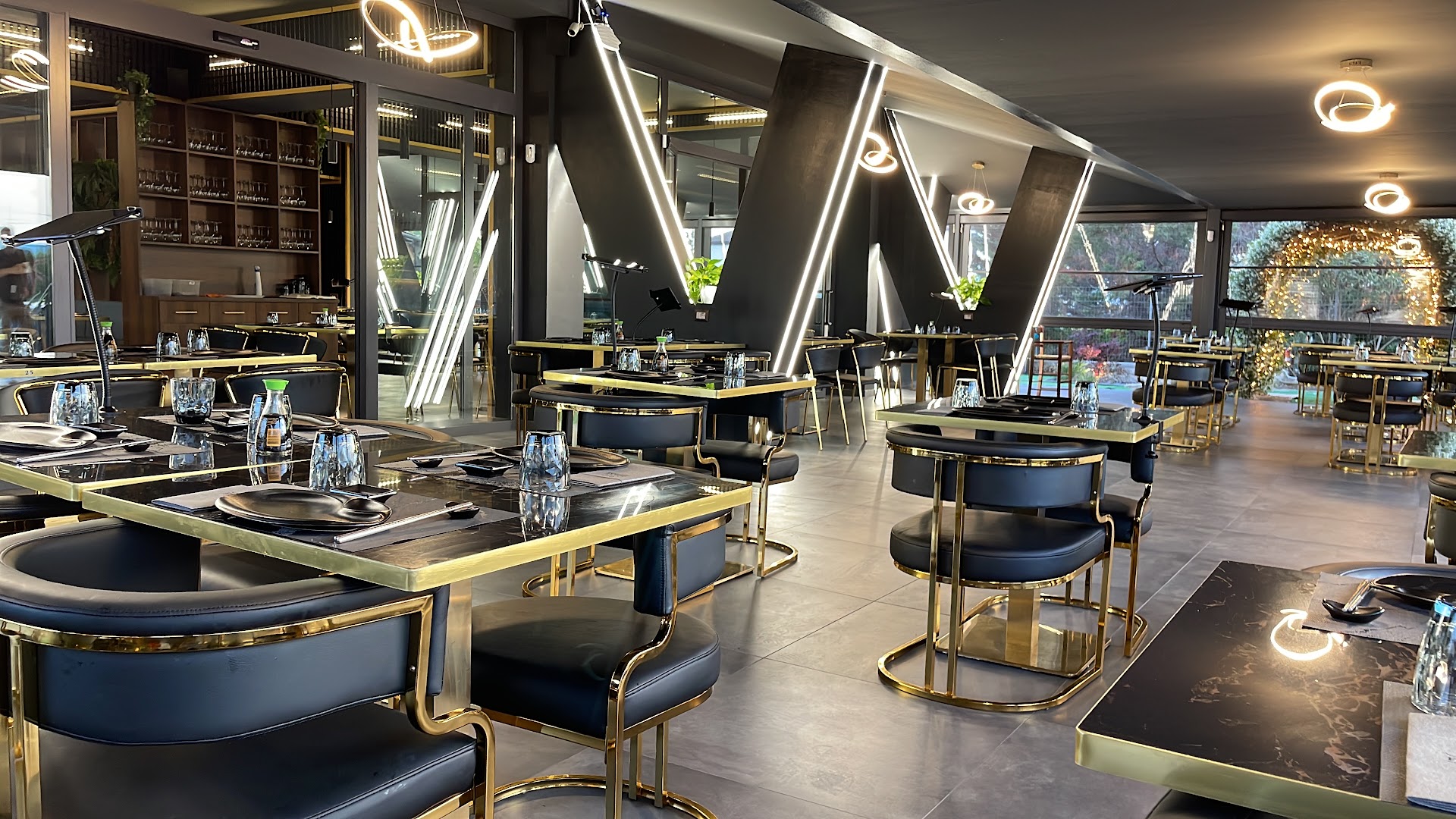 Fishlab - Restaurant & Asian Fusion