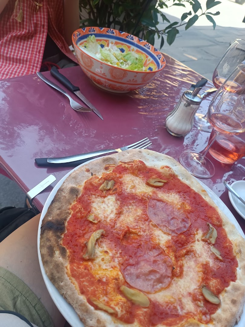 Flamingo, Lucca